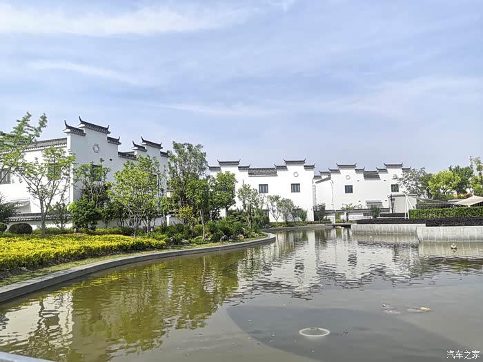 长宁区新泾镇中新泾公园福缘禅寺息焉堂