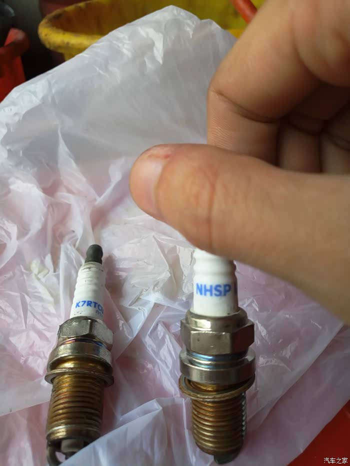 原车火花塞k7rtcu
