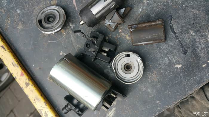 闲来无事 暴力拆解一个汽油泵芯