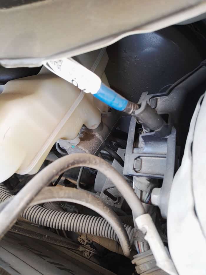 【图】关于制动液,大家帮看看_yaris l 致炫论坛_汽车之家论坛