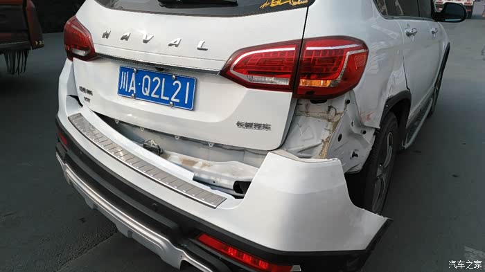 【图】今天被撞了._哈弗h6论坛_汽车之家论坛