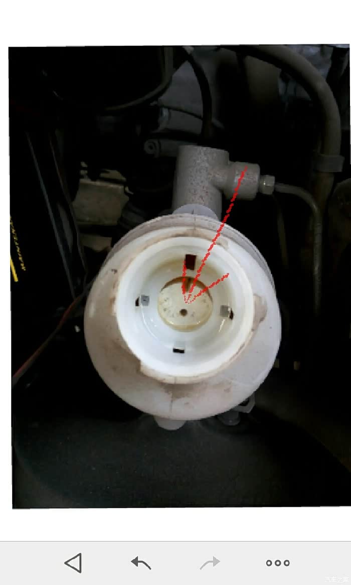 刹车油壶里是什么