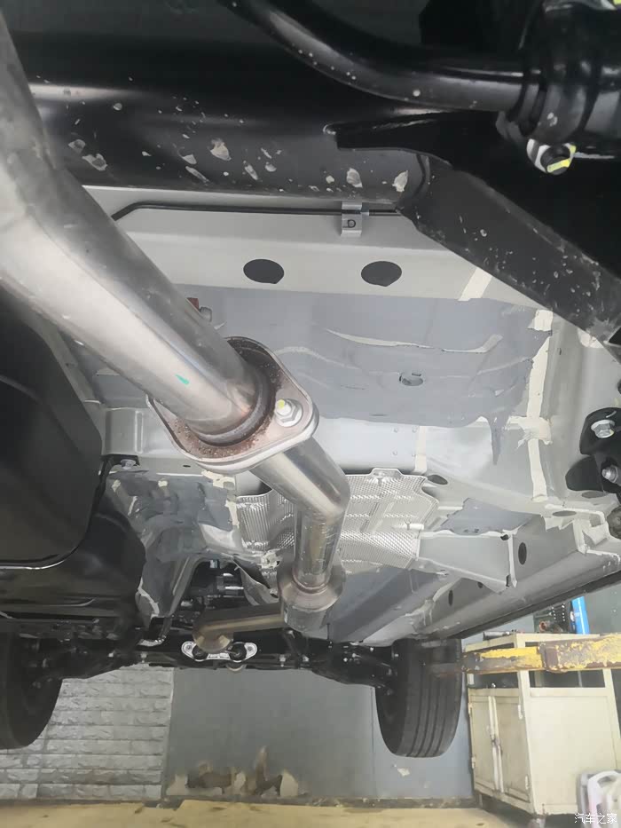 【图】cs75plus加装底盘装甲!_长安cs75 plus论坛_汽车之家论坛