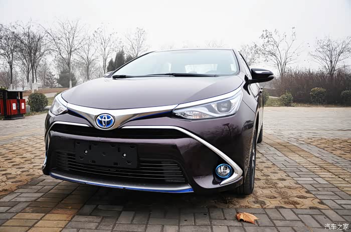 漂亮中略带骚气石家庄首提雷凌双擎星云紫