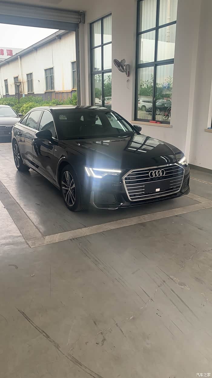 奥迪a6l40动感提交作业已贴纳多灰