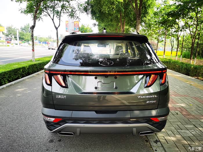 墨云灰第五代途胜l喜提爱车