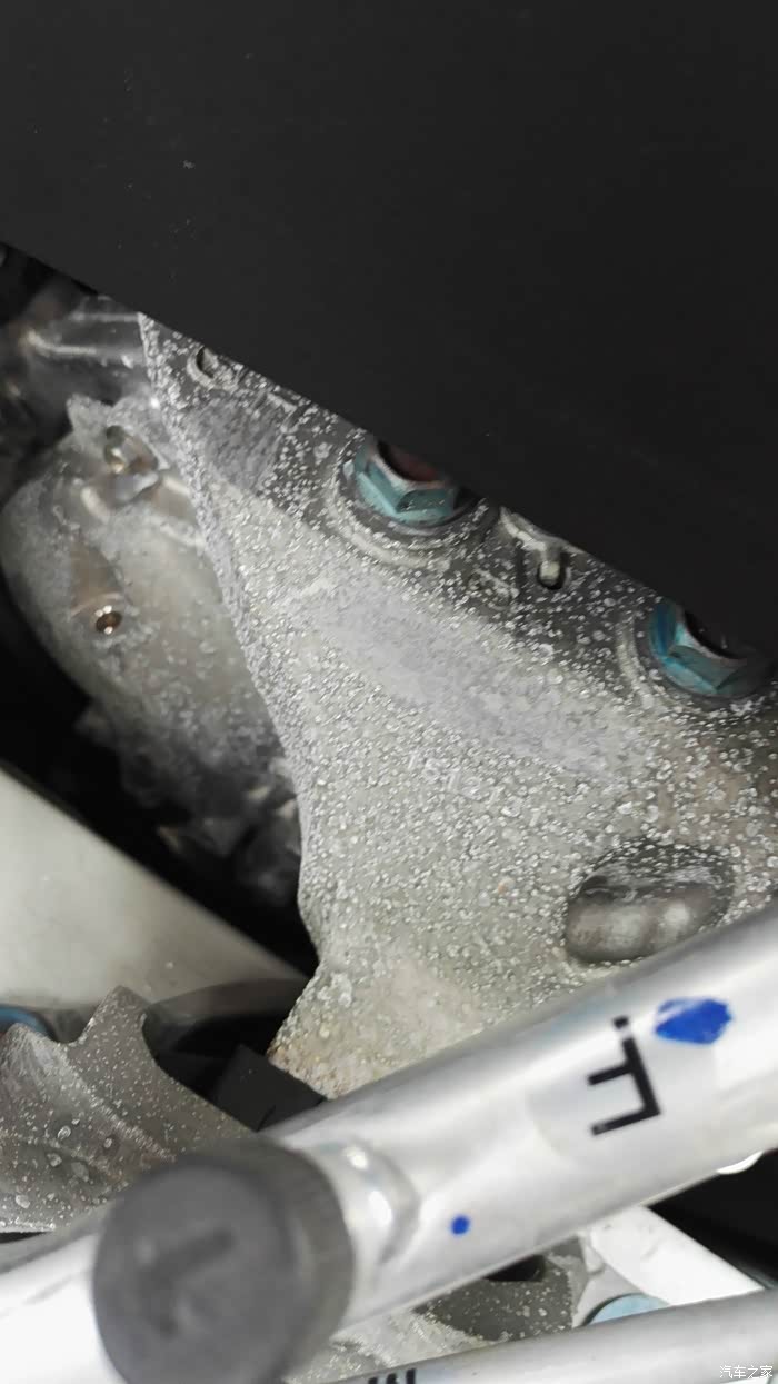 奇骏20发动机表面氧化这是怎么回事有遇到过这情况的兄弟没