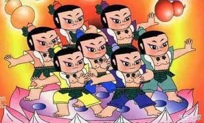 假装自己就是葫芦娃,还偷偷的往地缝里埋下葫芦种子,一天三遍的浇水