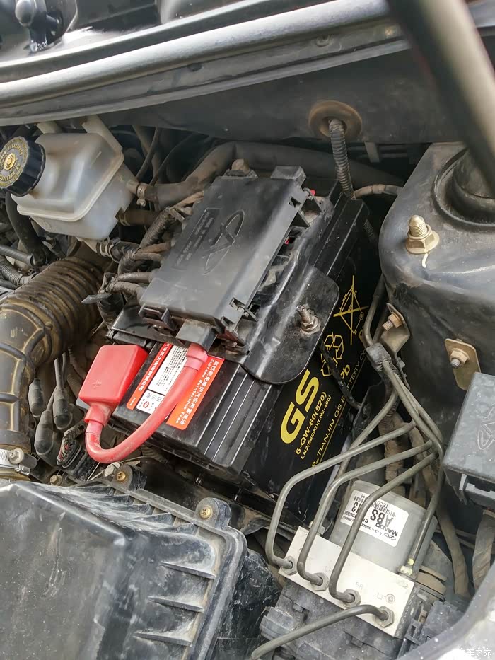 四年小风换电瓶