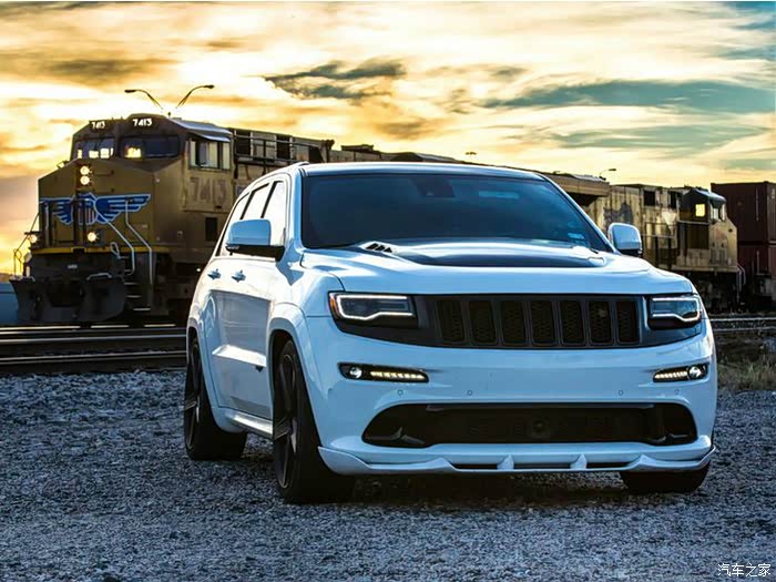 jeepgrandcherokeesrt8改装图欣赏