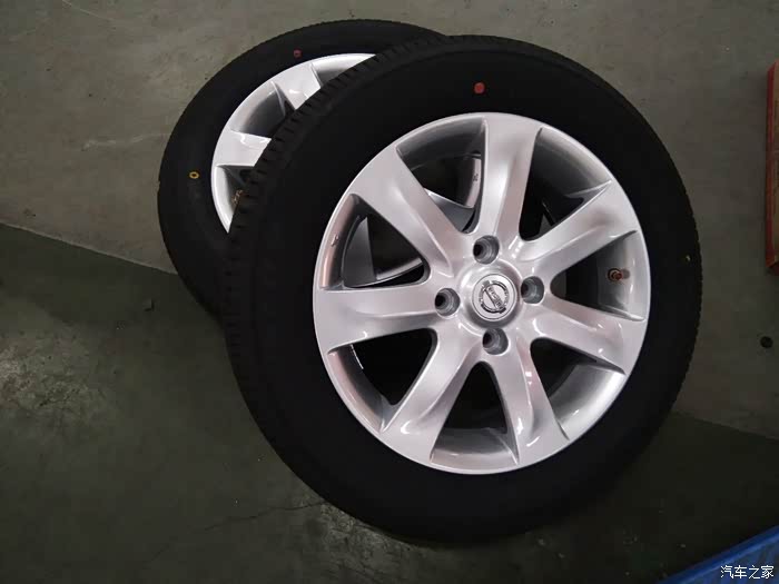 经典轩逸已换16寸轮毂