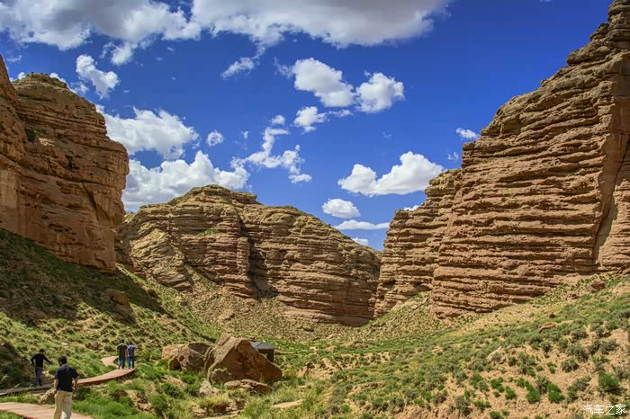 云天西北行之额日布盖大峡谷