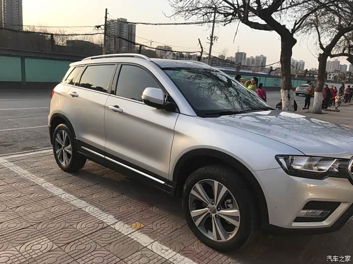 回复: 20 哈弗h6 coupe论坛 怎么都是白色看的我想吐,后天去定酷派