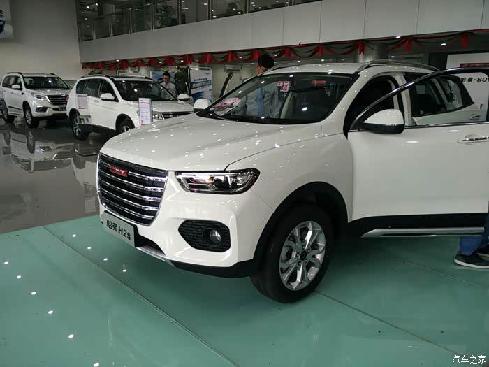 哈弗h2s到店实拍