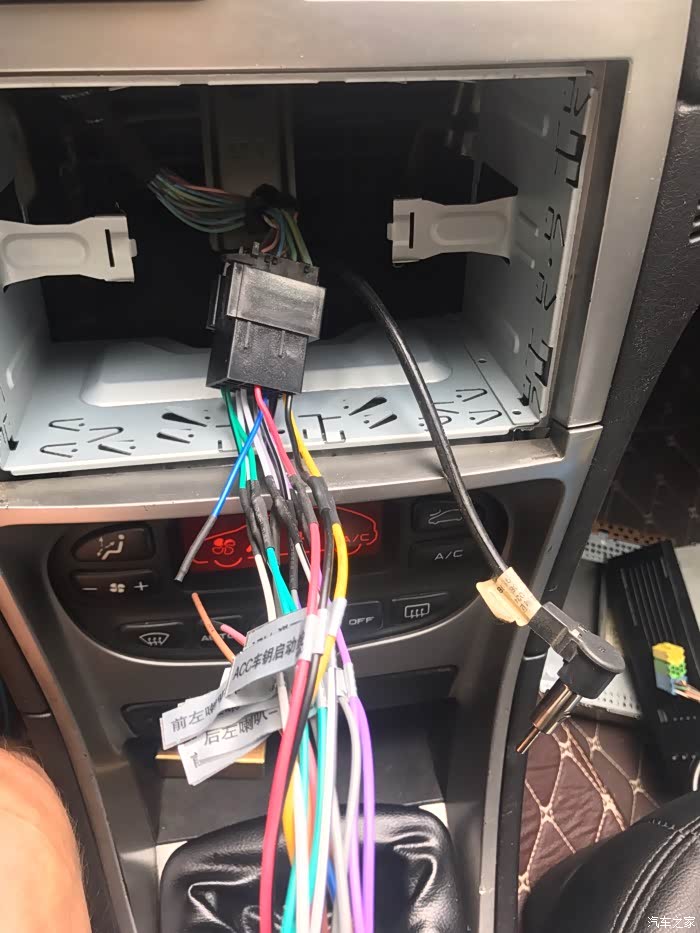 【图】05姥姥换中控导航_标致307论坛_汽车之家论坛