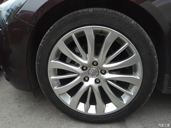 为即将到来的幸福,喜提别克28t君越旗舰版