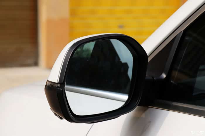 哈弗h6国潮每日与我相伴,真棒!