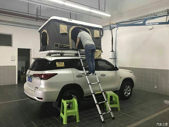 这是新款汉兰达吗还是什么车