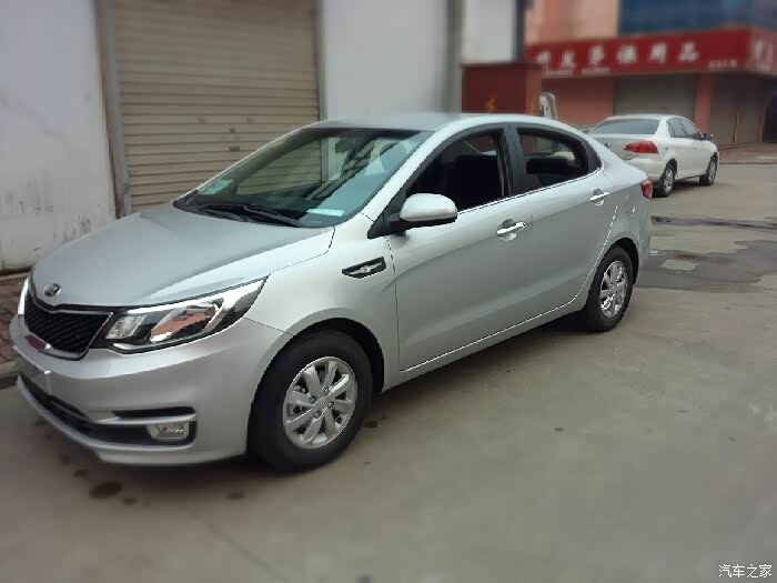18 | 回复: 0 起亚k2论坛 银色15款,路上很少见,先发几张,有空再补.