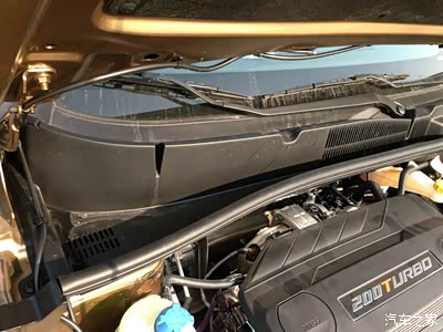 导流槽,下大雨也不怕机舱进水