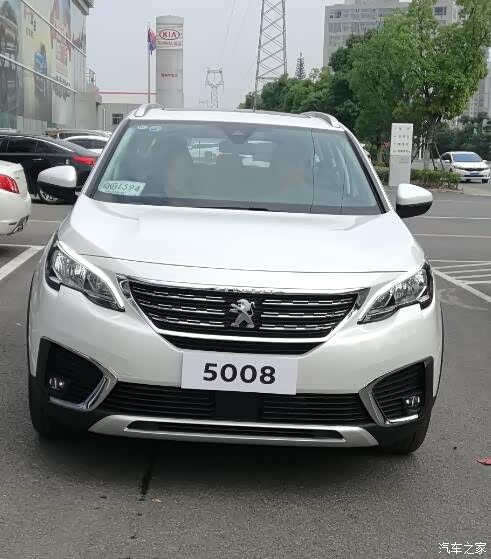 安徽首提东风标致5008白色7座18t精英