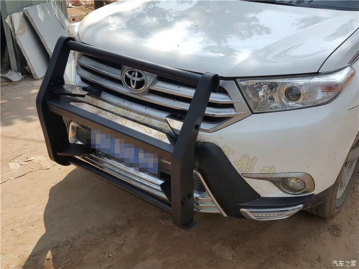 13款汉兰达加装美式警用防撞保险杠