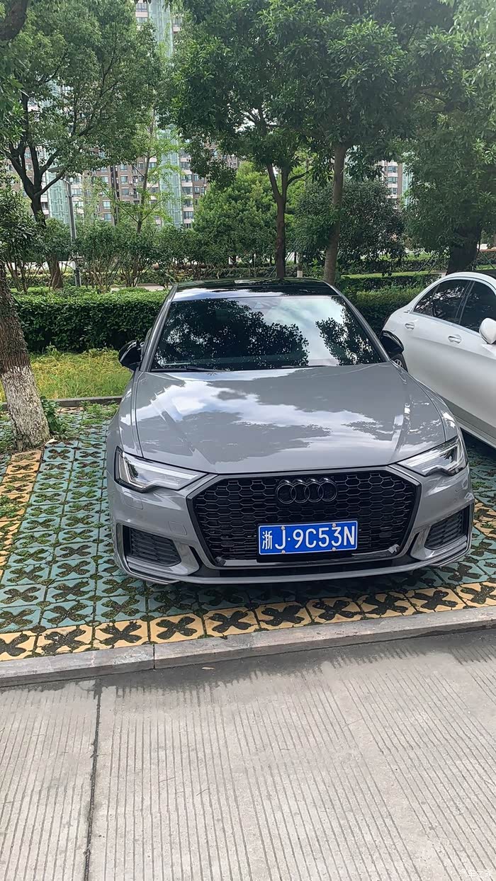 奥迪a6l40动感提交作业已贴纳多灰