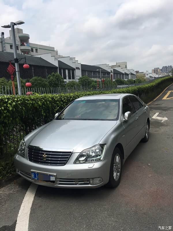 转08款金标特别版12代皇冠