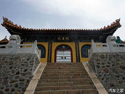 天水小景点之三---龟凤山云光寺