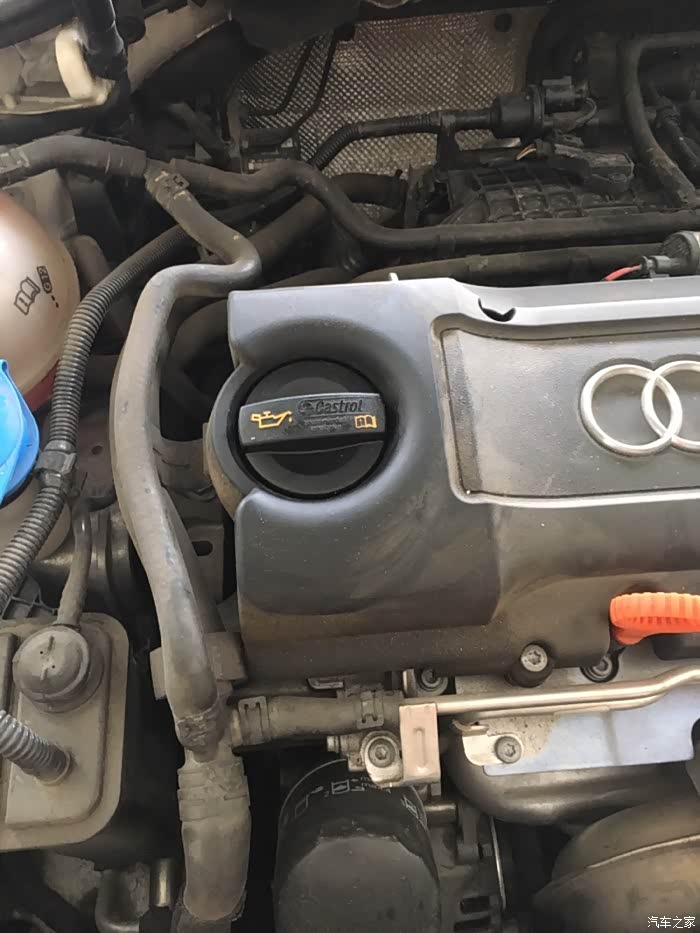 进口奥迪a3机油盖怎么打开大神们