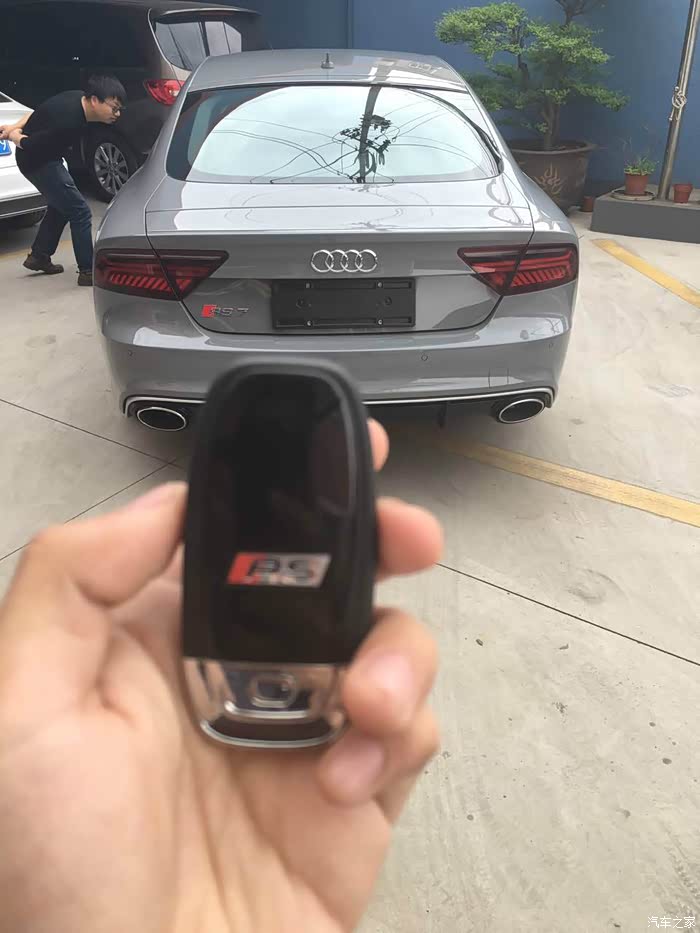 【图】水泥灰rs7提车记录_奥迪rs论坛_汽车之家论坛