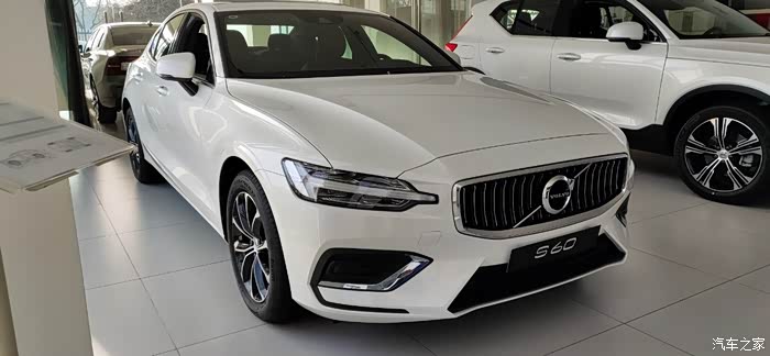 全新沃尔沃s60--20万豪车推荐