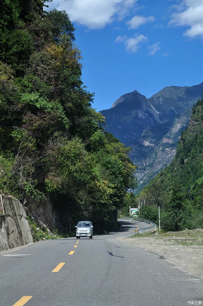 勃艮第红gs4自豪川西行