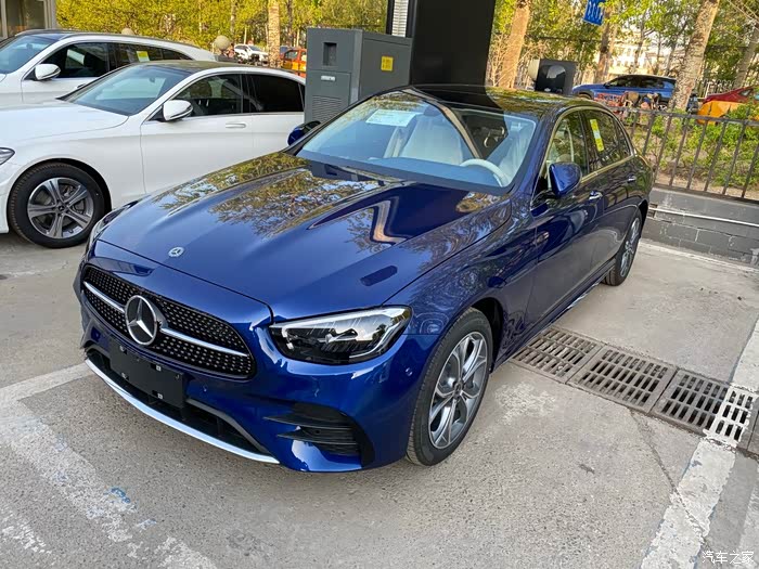 【图】e300l豪华,宝石蓝 圣特罗佩蓝_奔驰e级论坛_汽车之家论坛