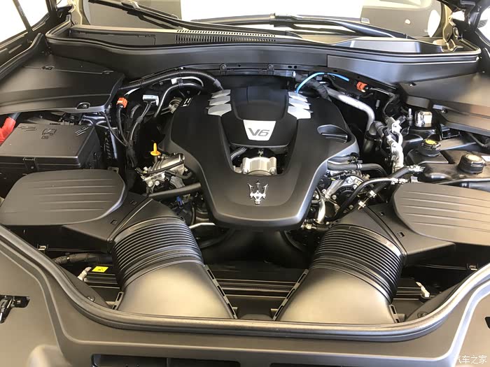 传说中的金刚黑—玛莎拉蒂levante