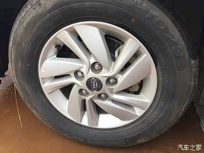 带新车看新房,瑞风m4提车作业!多图求精!