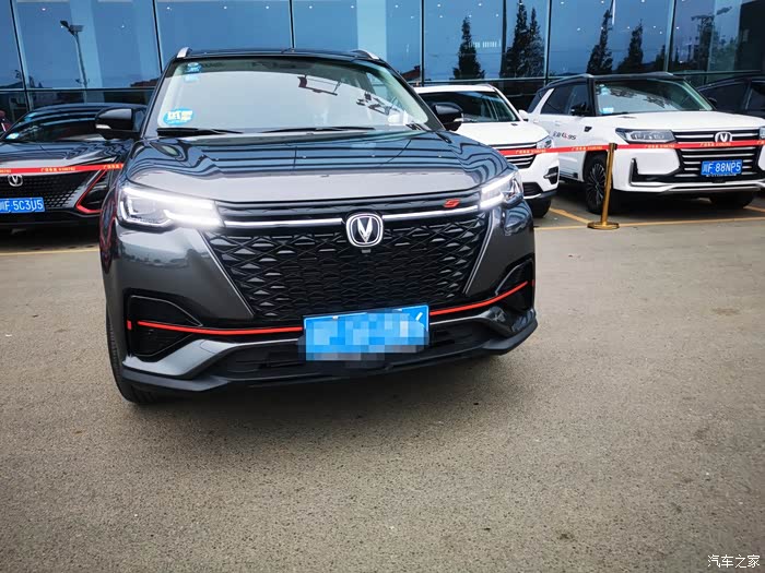 试驾cs55plus蓝鲸版动力强劲配置科技