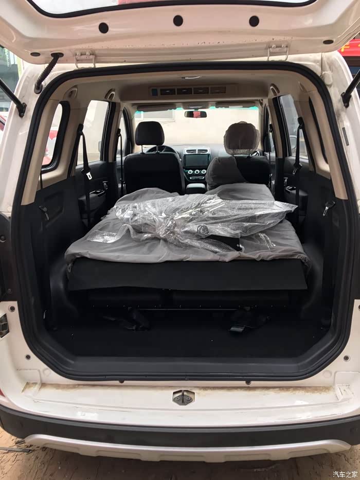 后备箱空间吧想买车伙伴可以考虑哈