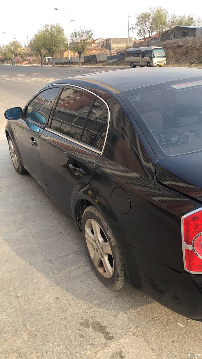 山东09年自动挡奔腾b70