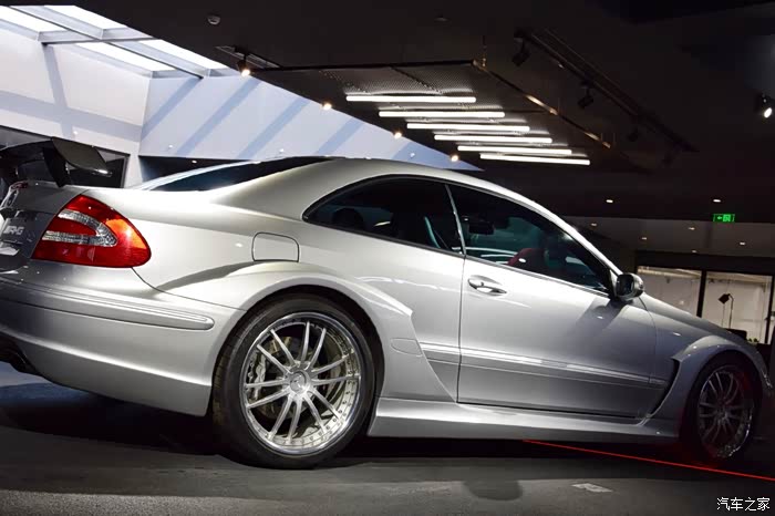 mercedes-benz clk dtm amg 漂亮极了