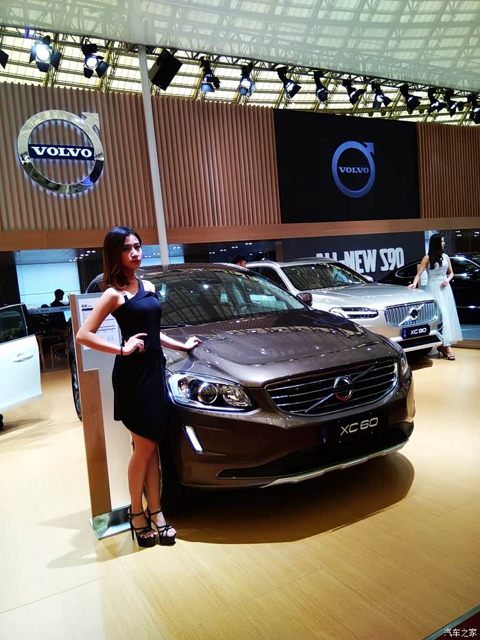 51广州体育馆国际会议中心车展