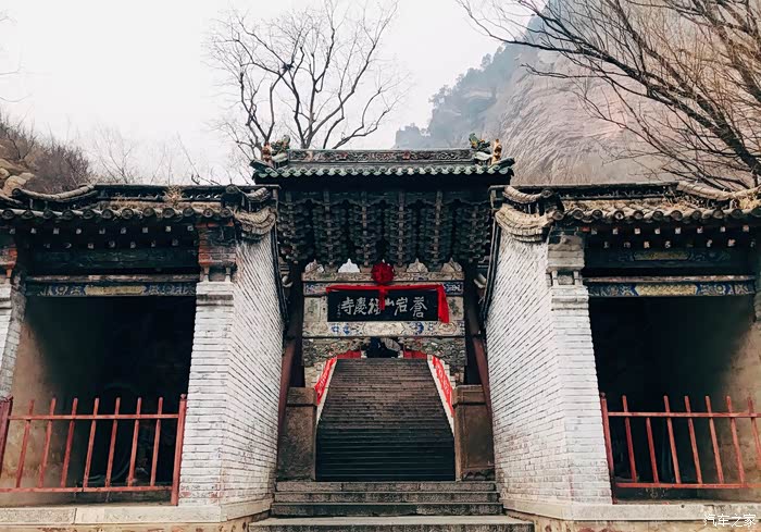 千年古刹福庆寺以悠久的历史和卓越的建筑艺术构成奇异壮观的人文之美