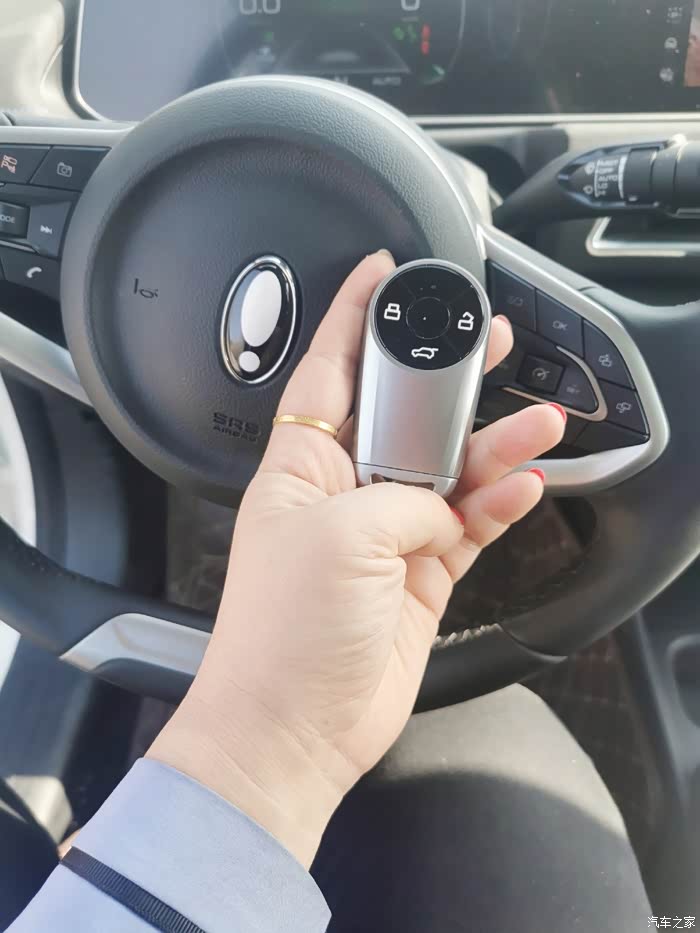 【图】迟来的好猫领养日记及市内首游_欧拉好猫论坛_汽车之家论坛