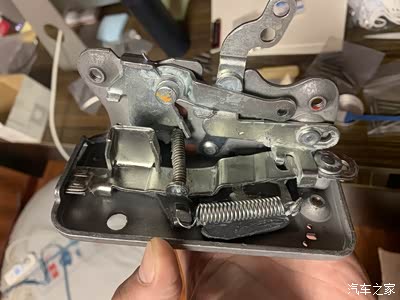 奔驰g500 维修换门锁 锁块 全过程 福利给各位车主分享过程