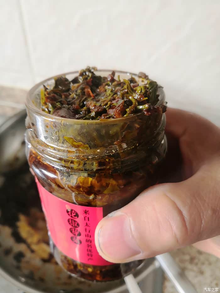 小试牛刀制作花椒芽辣酱