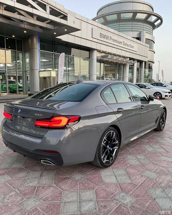 【图】这个颜色的新5系,类似水泥灰_宝马5系论坛_汽车之家论坛