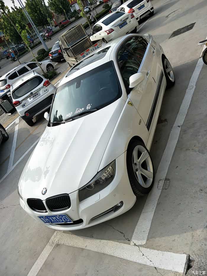 宝马e90 经典白色细节实拍