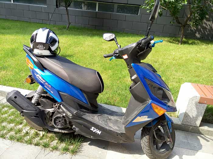 118330 | 回复: 1045 摩托车论坛 发现论坛里买踏板的越来越多了,踏板