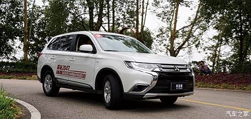 而新款欧蓝德配备就当前最先进第代invecs cvt8 变速箱仅发扬cvt(无极