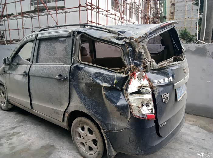 翻车了,人没事.广西的